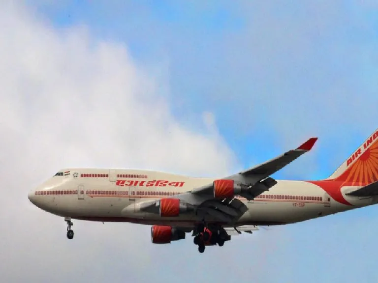 Go First का ऑपरेशन बंद होने के बाद Air India बढ़ाएगी अपनी उड़ानें