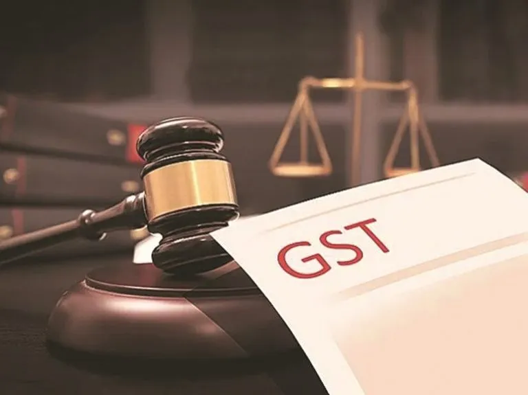 2,500 करोड़ रुपये की टैक्स चोरी की आशंका, GST अधिकारियों ने की वाहन डीलरों से पूछताछ