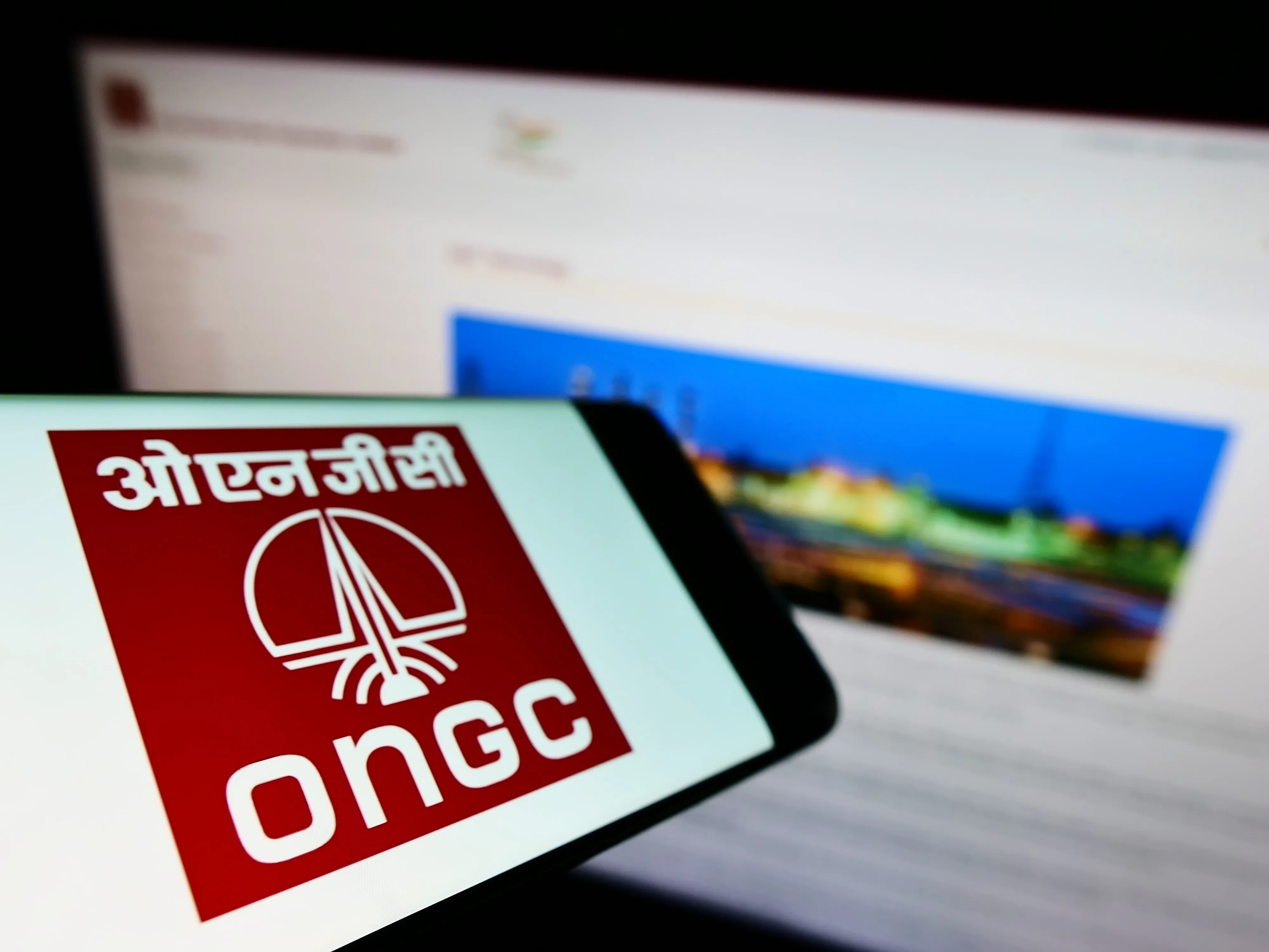 ONGC to import ethane to make up for changed Qatar LNG composition