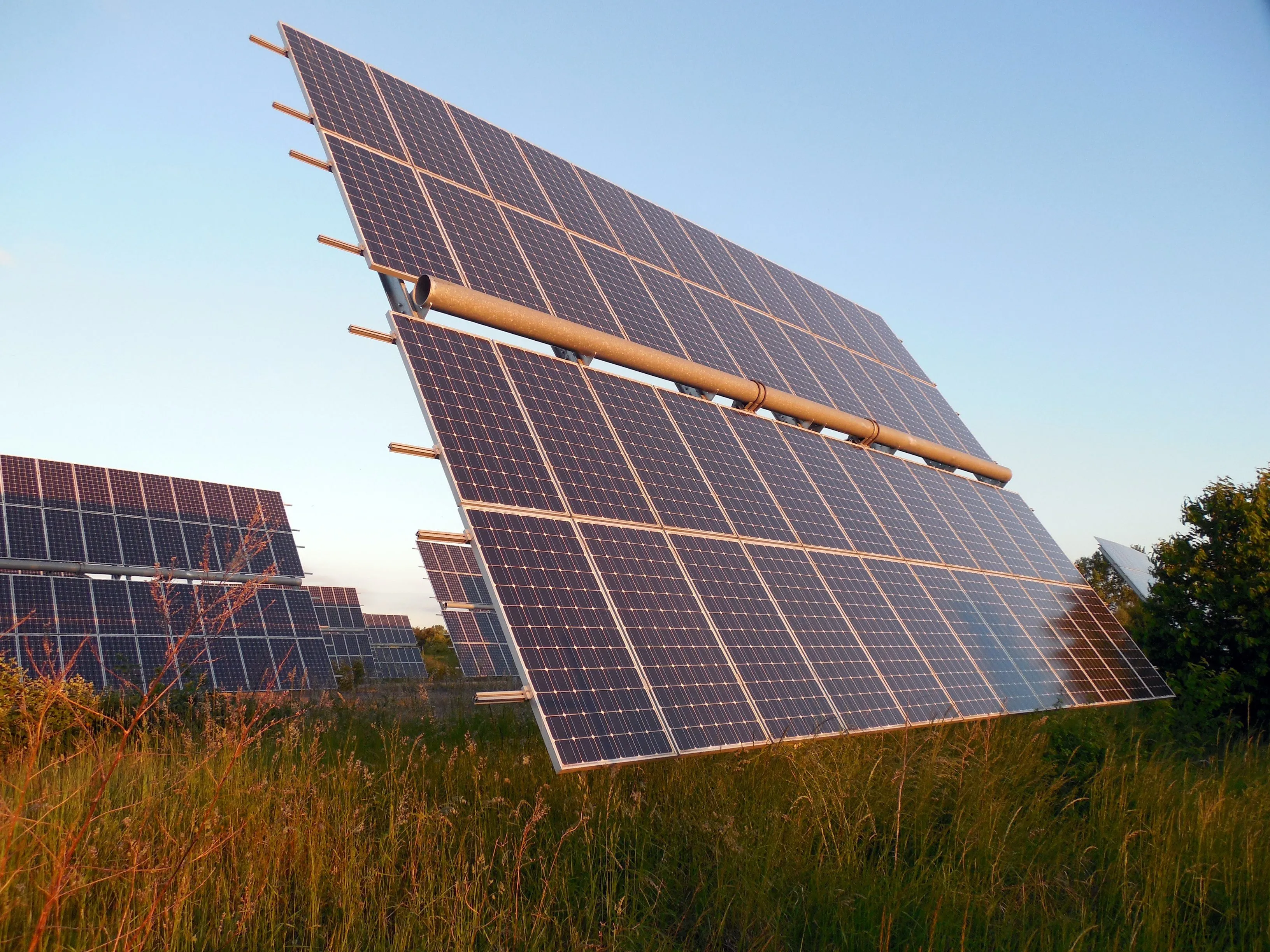solar power plant- सोलर पावर प्लांट