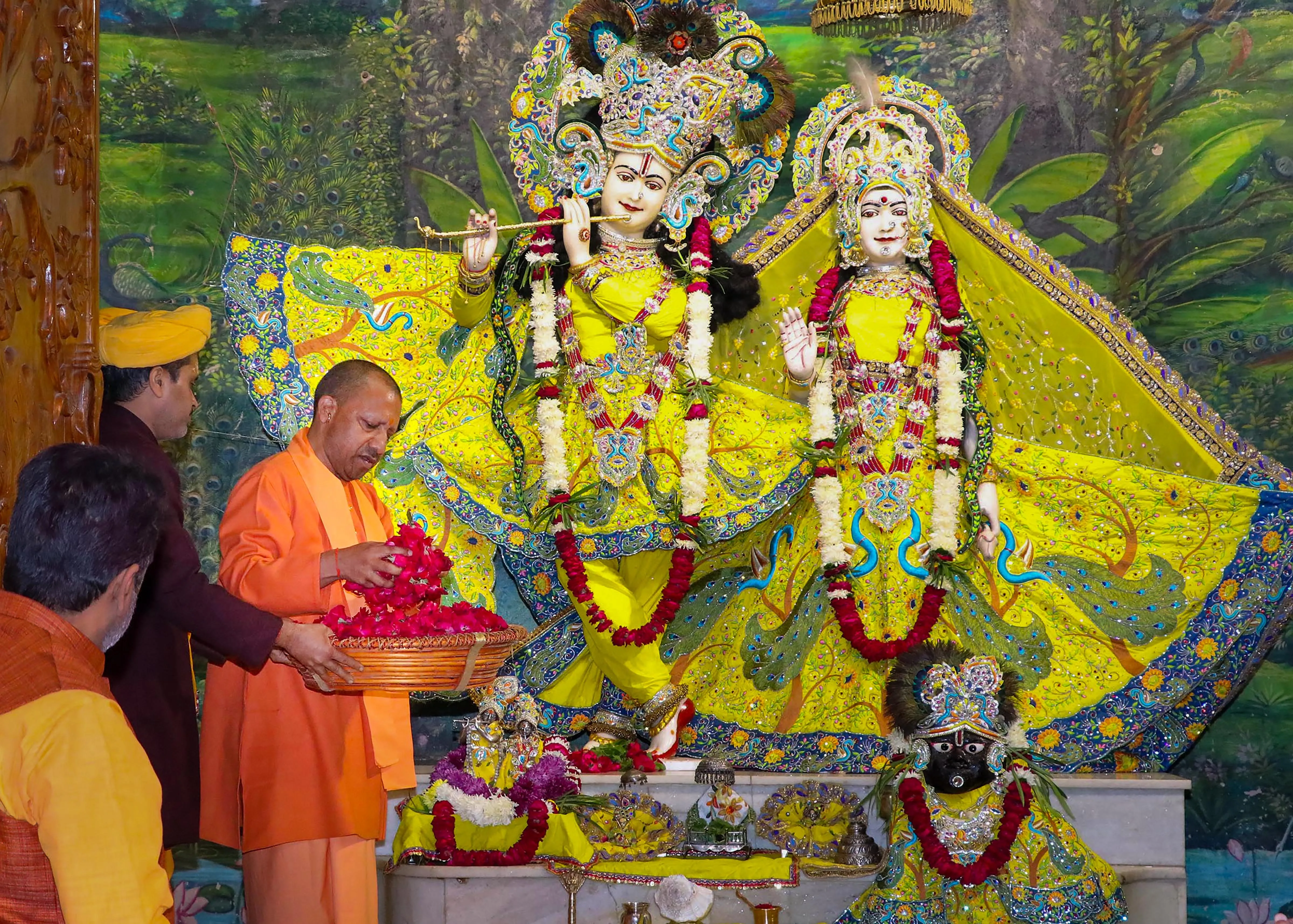 yogi aaditynath