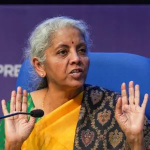 Finance Ministry will meet bank heads बैंक प्रमुखों से मुलाकात करेगा वित्त मंत्रालय