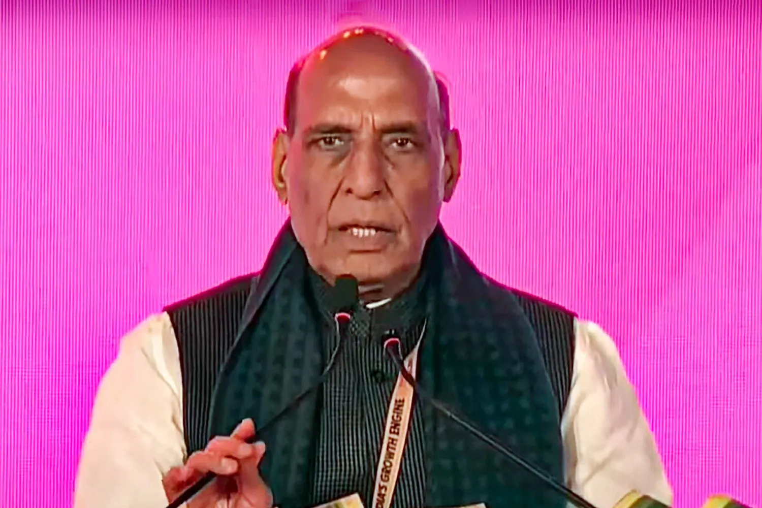 Defense Minister on visit to Italy, France from 9th