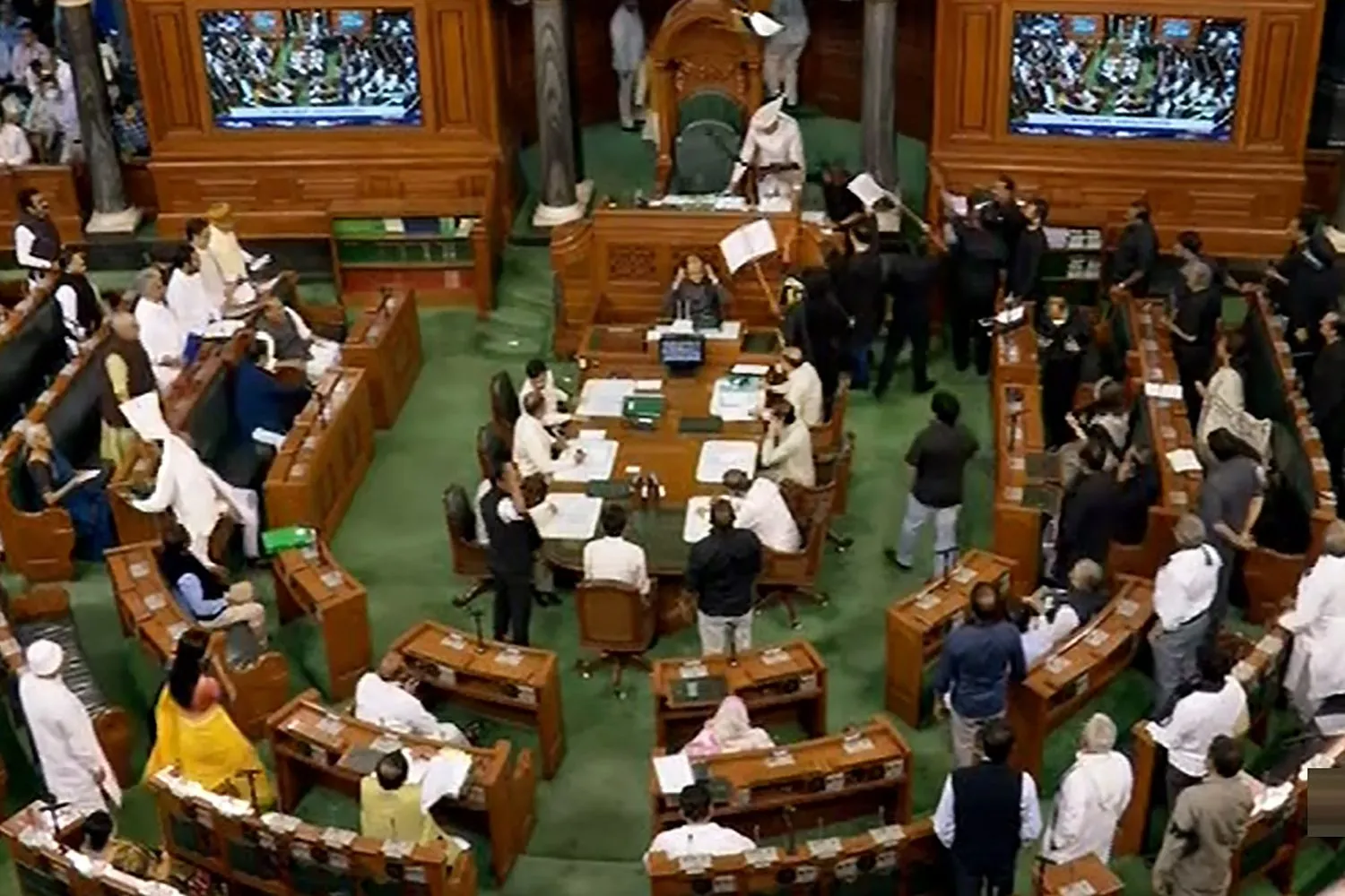 Rahul Gandhi's qualification