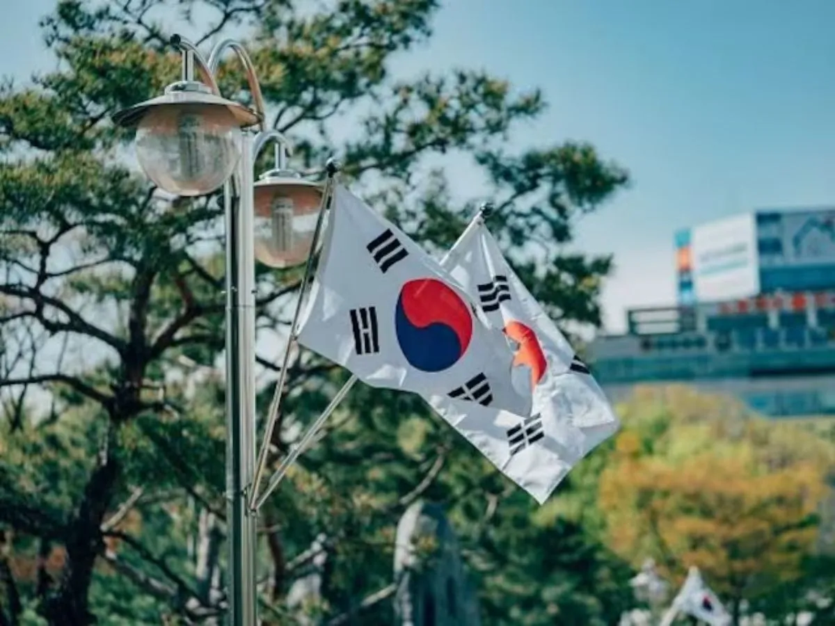 South Korea says North Korea test-fires cruise missiles