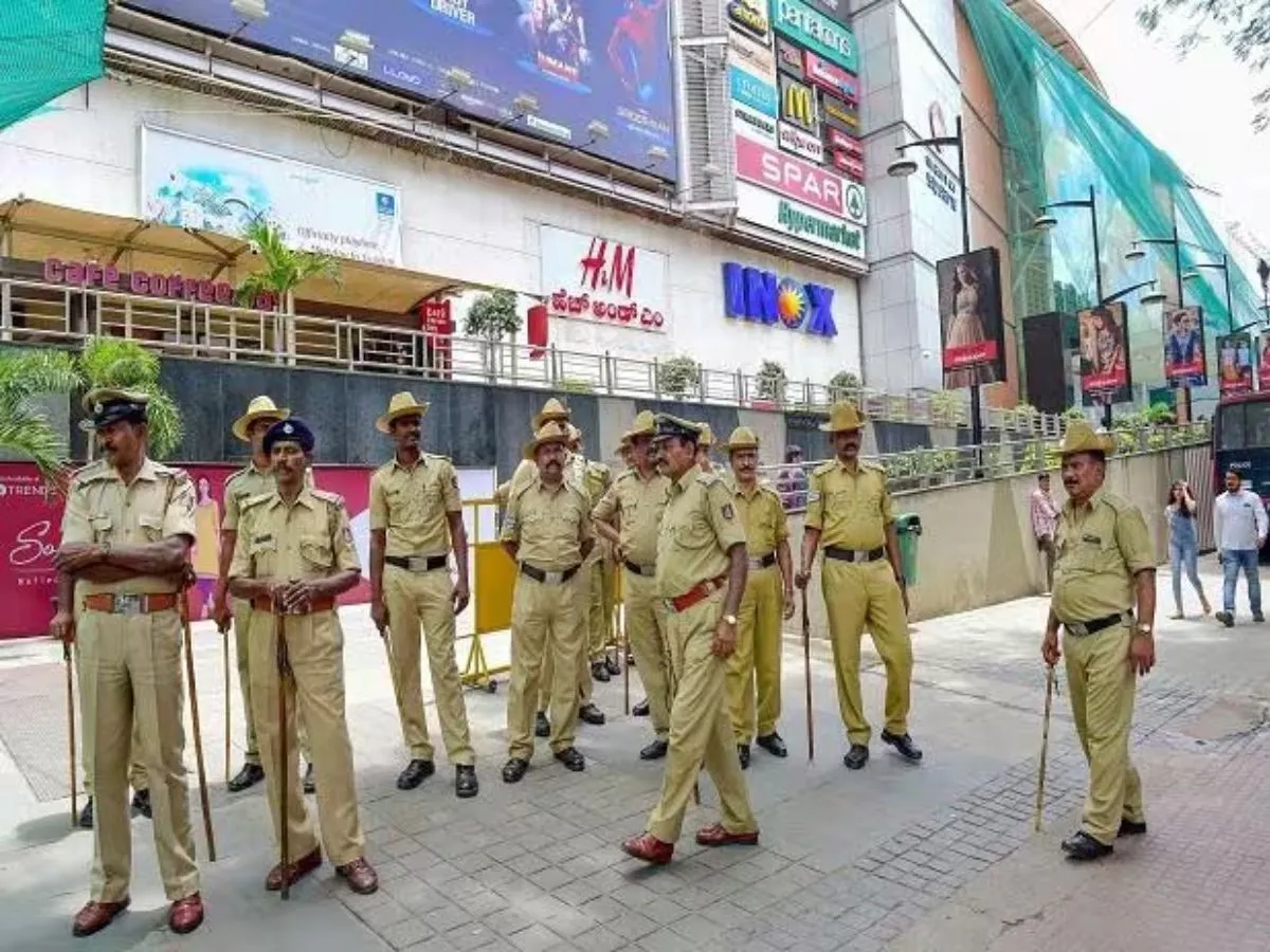 Bihar, West Bengal have lowest police-public ratio: Govt