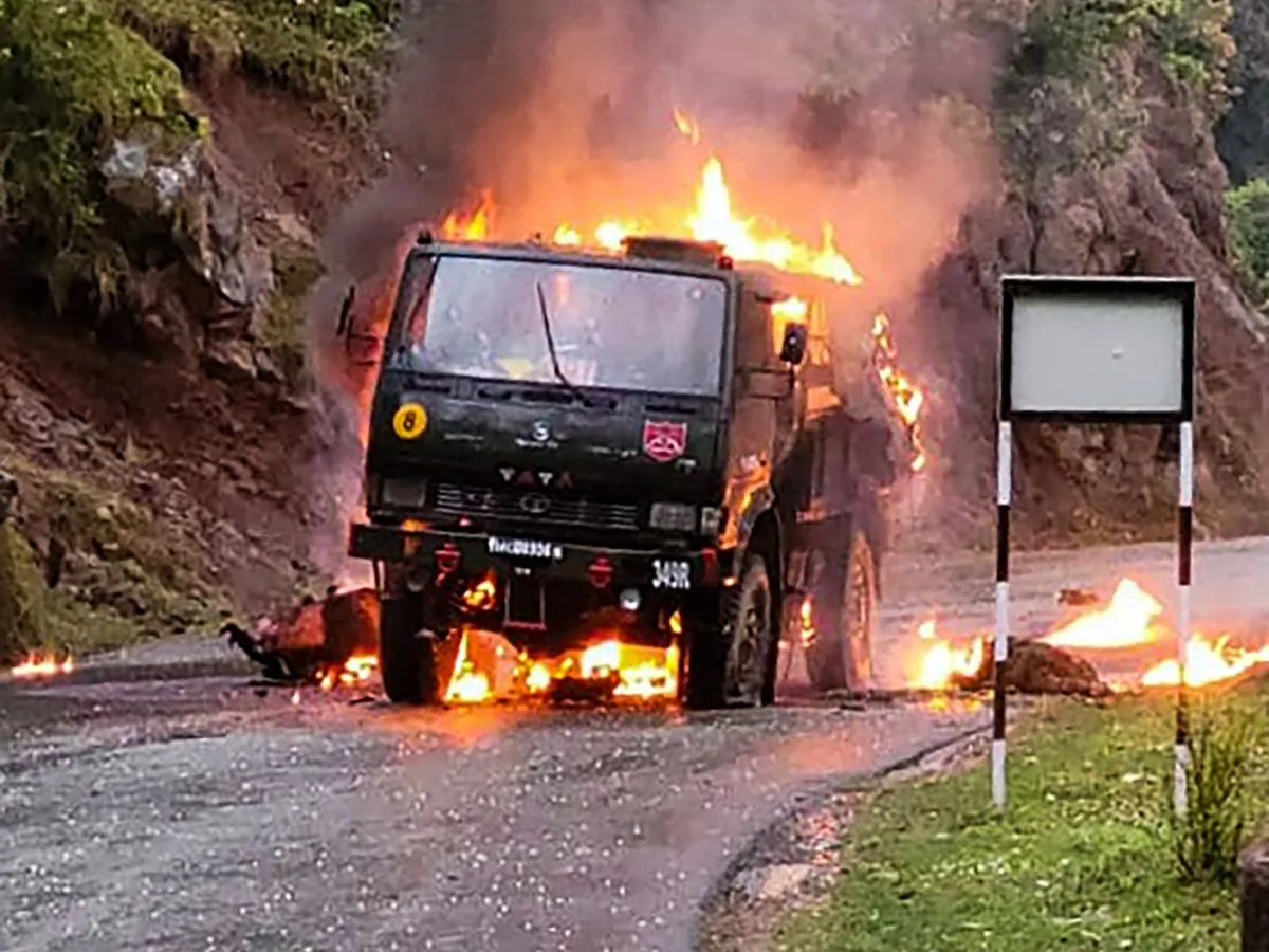 5 soldiers killed as army vehicle catches fire in Poonch
