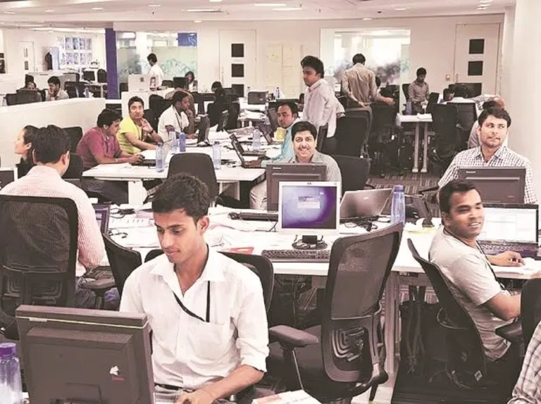 भारत का सेवा निर्यात 322 अरब डॉलर तक पहुंचा, वाणिज्यिक निर्यात भी बढ़ा