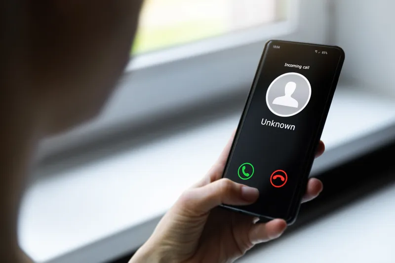 Fake call से हैं परेशान? फोन की स्क्रीन पर दिखेगा कॉलर का नाम, जानें ...