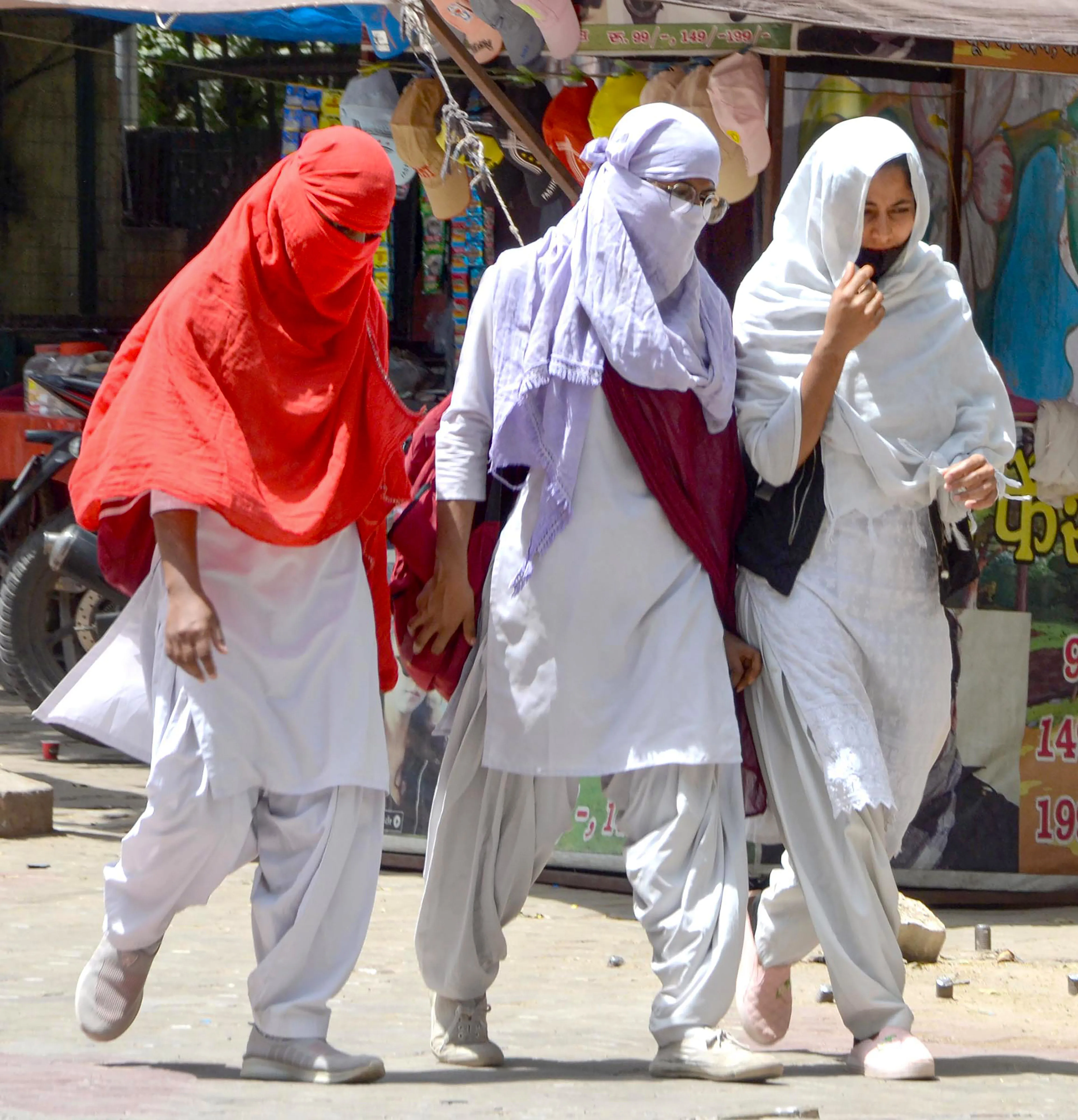 Weather: Hot summer day