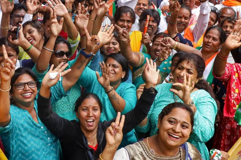 कर्नाटक में 50% महिला मतदाता मगर सिर्फ 5% महिला विधायक