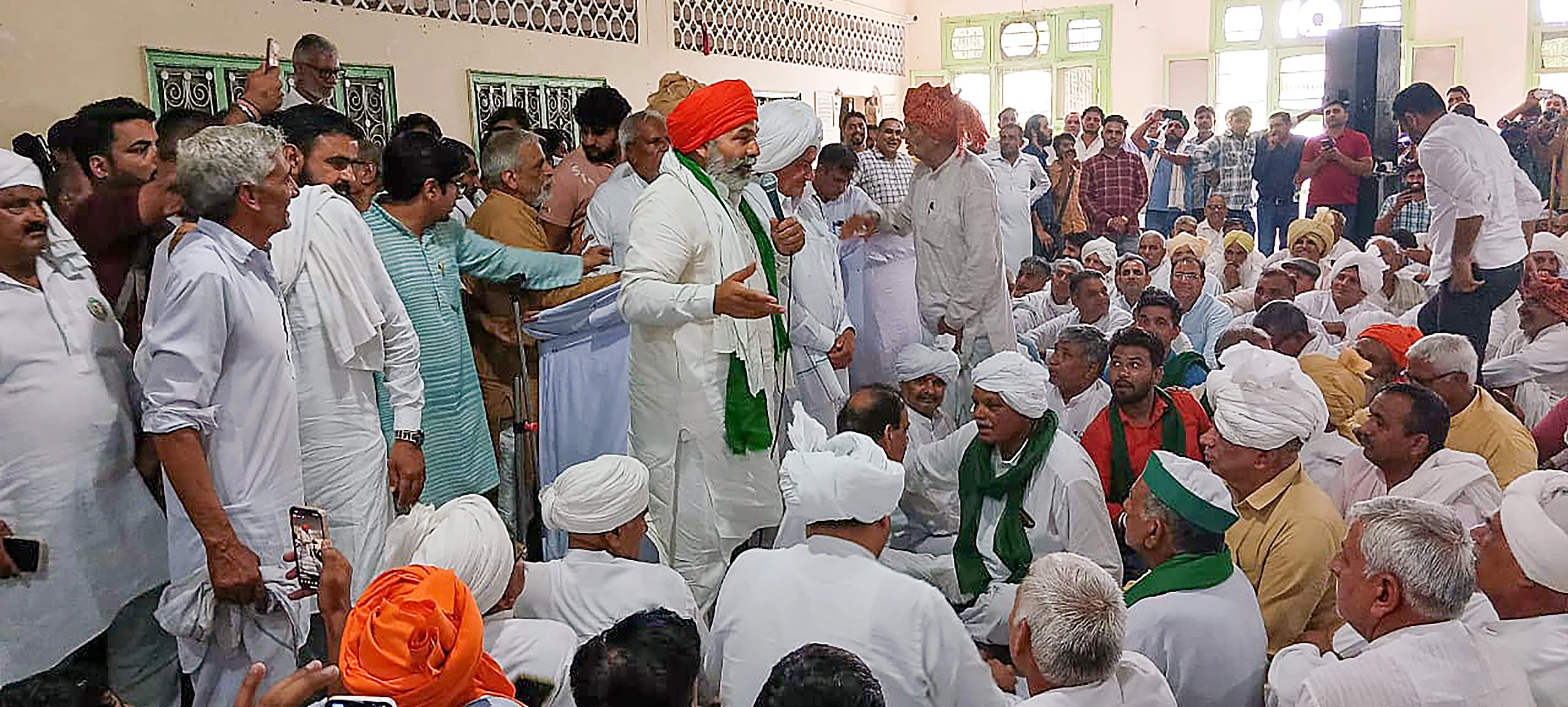 Farmers will take wrestlers to Jantar Mantar if Brijbhushan Sharan Singh is not arrested: Rakesh Tikait