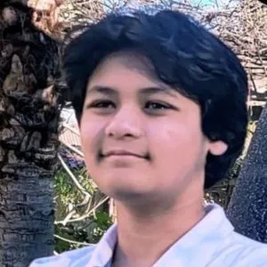 Elon Musk hired 14-year-old software engineer Karen Kazi, know about him