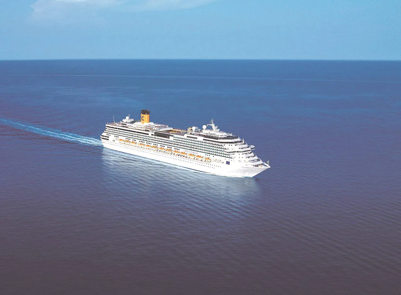 cruise, ship