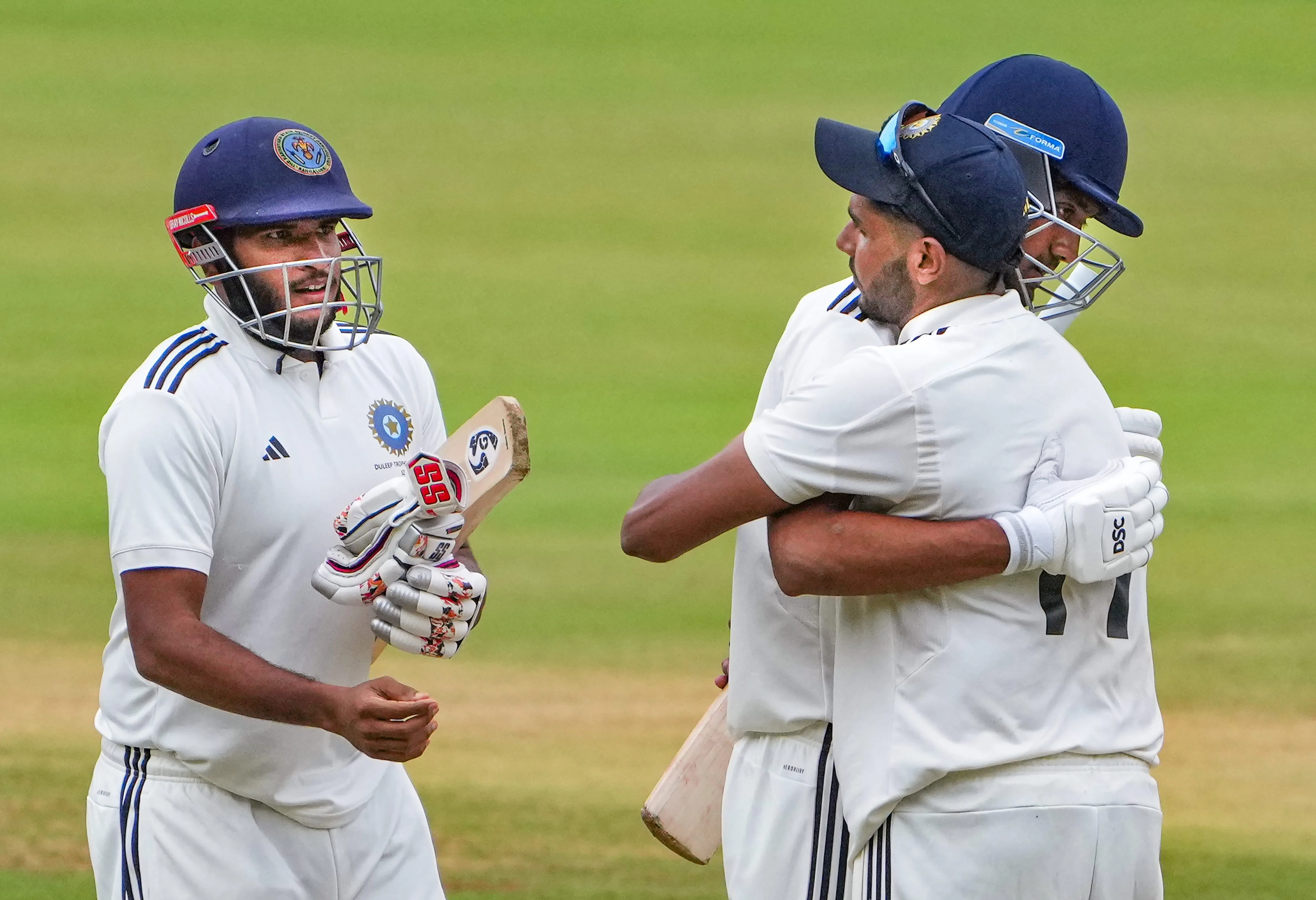 South Zone edge out North in intense finish, face West in repeat of 2022 final