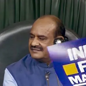 No Confidence Motion: Approval received, 'Chak de India' slogans raised, no-confidence motion presented against Modi government