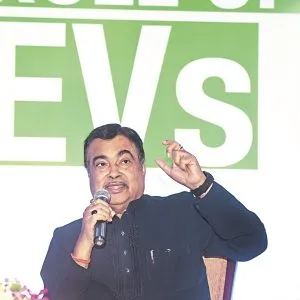 Nitin gadkari