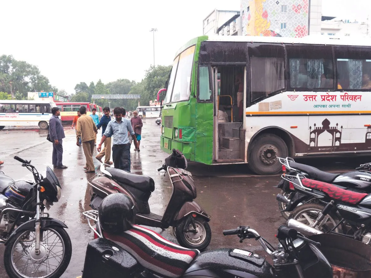 Samriddhi UP: Prosperity UP: Changed speed of government buses in UP, hotels, malls will be built at bus stands
