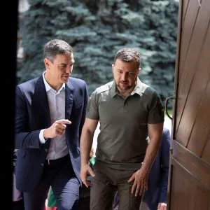 Spanish Prime Minister Sanchez visits Kyiv