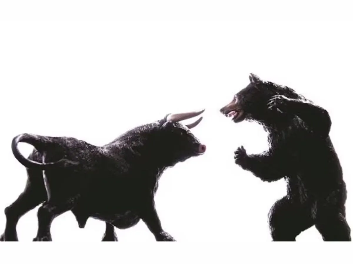 Closing Bell: शेयर बाजार फिर से धड़ाम; M&M 6% टूटा, शेयरहोल्डर्स हुए मायूस Closing Bell: Stock market continues to decline, Sensex breaks 365 points, Nifty below 19,300