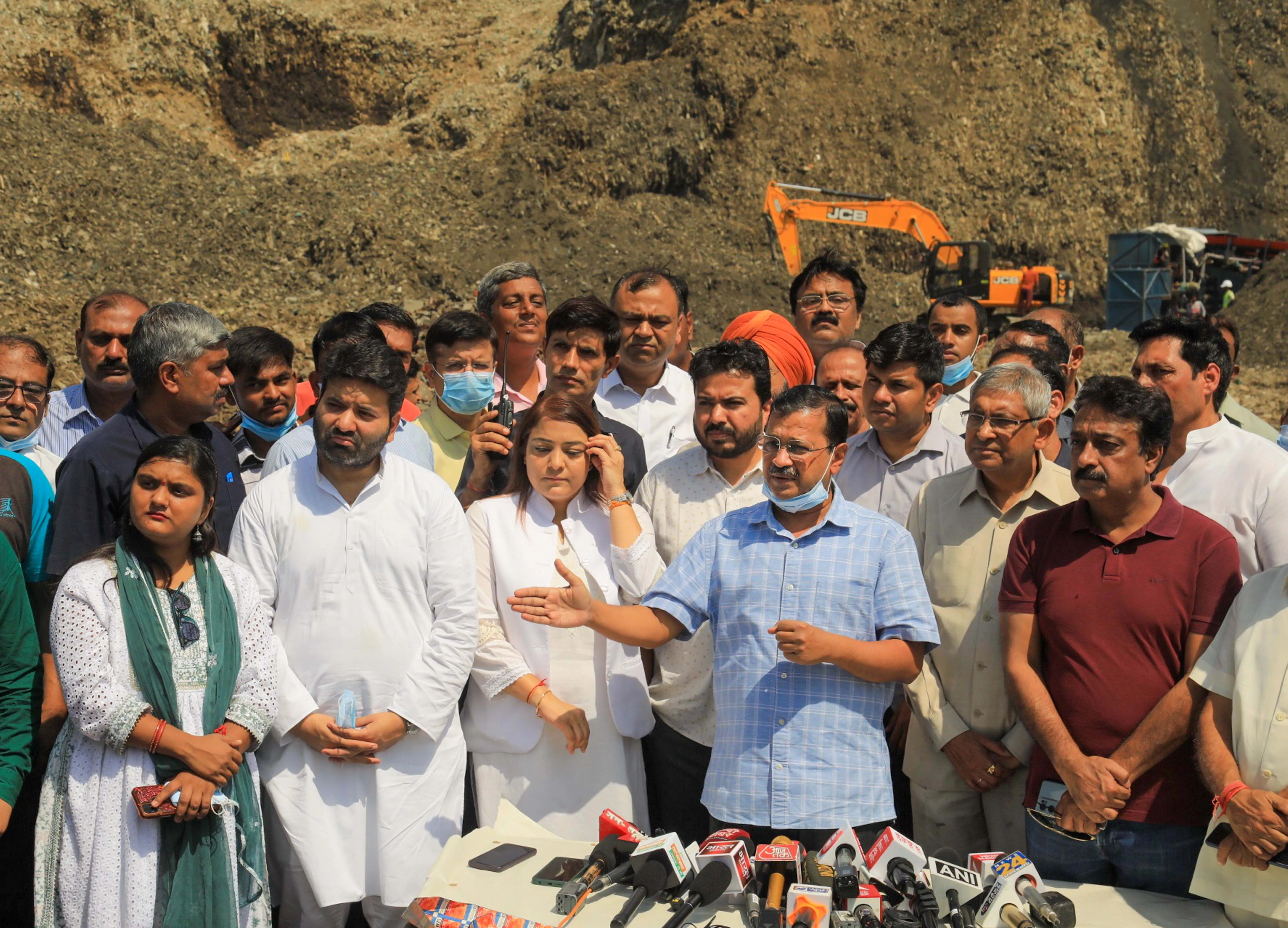 45 lakh tonnes of garbage expected to be reduced at Bhalswa landfill site by May 2024: CM Kejriwal