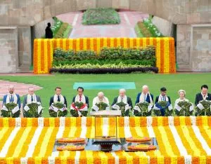 PM Modi At rajghat