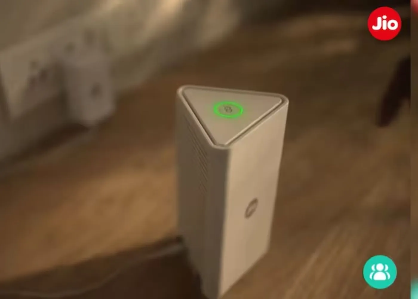 खत्म हुआ इंतजार! Reliance ने लॉन्च किया Jio AirFiber, प्लान 599 रुपये से शुरू Reliance Jio launches Jio AirFiber in eight cities, plans start at Rs 599