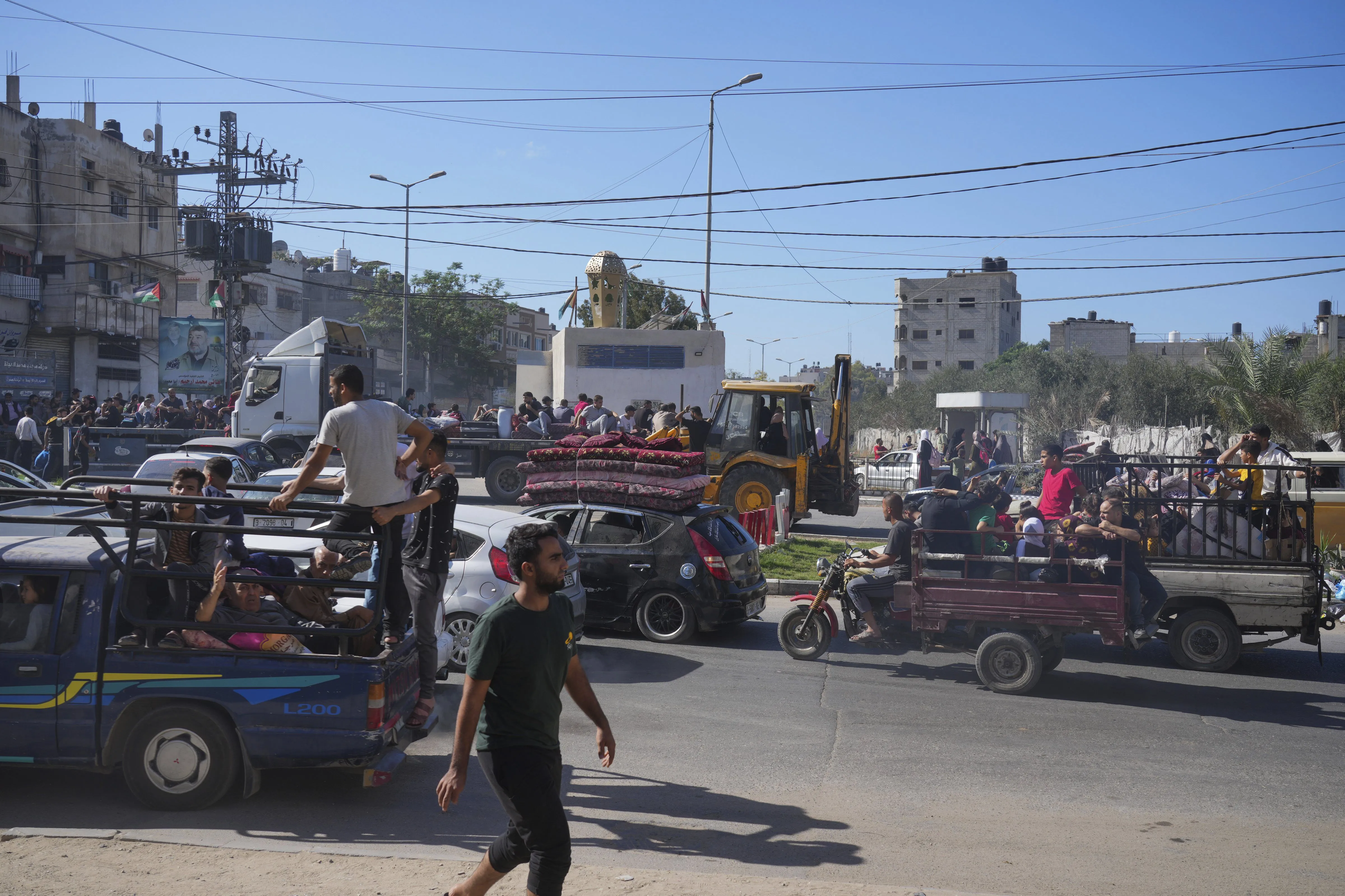 Israel-Hamas War: गाजा पट्टी में 10 लाख लोग घर छोड़कर भागे Agreement reached to allow foreigners to leave Gaza amid mass Palestinian evacuation from north