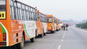 UPSRTC deploys 7000 additional busses for Mahakumbh. Bus sesrvice from every district UPSRTC ने महाकुंभ के लिए 7000 अतिरिक्त बसें तैनात कीं, हर जिले से प्रयागराज के लिए चलेंगी बसें