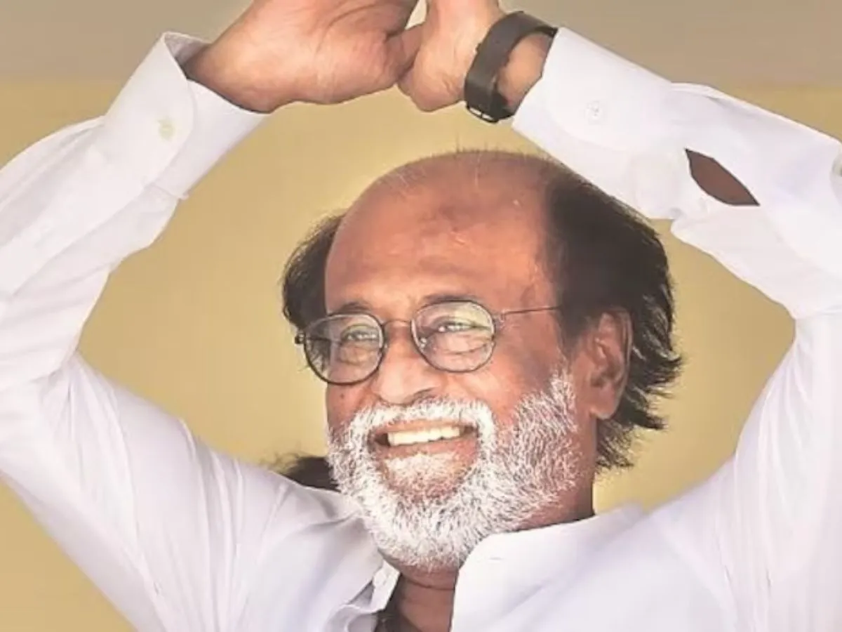 विश्व कप सेमीफाइनल देखने पहुंचे फुटबॉलर बेकहम और सुपरस्टार रजनीकांत, कई और हस्तियों ने भी की शिरकत Footballer Beckham and superstar Rajinikanth came to watch the World Cup semi-finals, many other celebrities also participated