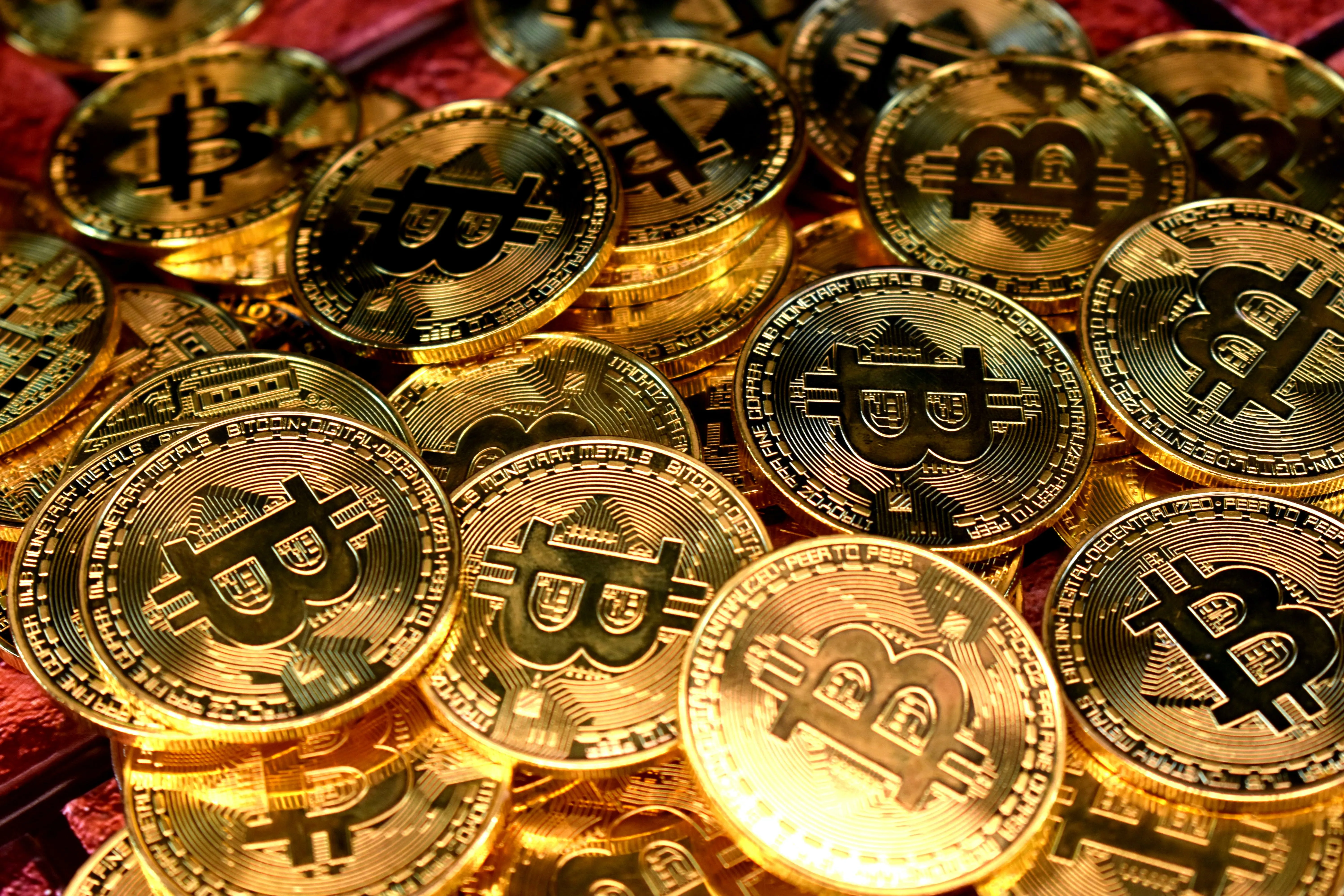 24 घंटे में Bitcoin 8 फीसदी टूटा, क्या आगे भी आएगी गिरावट? , Bitcoin fell 8 percent in 24 hours, will it fall further?