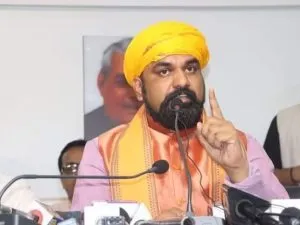 मिलिए OBC नेता सम्राट चौधरी से, नीतीश कुमार की नई सरकार में दो डिप्टी CM में से होंगे एक!,Meet OBC leader Samrat Chaudhary, he will be one of the two Deputy CMs in Nitish Kumar's new government!