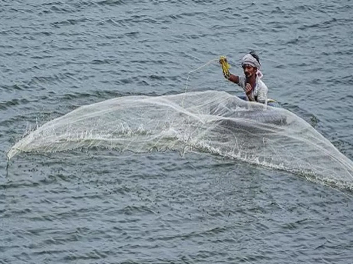 श्रीलंका की अदालत ने 18 भारतीय मछुआरों को रिहा किया , Sri Lankan court releases 18 Indian fishermen