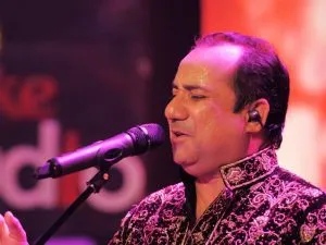 शिष्य के साथ मारपीट करने का राहत फतेह अली खान का वीडियो वायरल, गायक ने दिया स्पष्टीकरण , Rahat Fateh Ali Khan's video of assaulting disciple goes viral, singer gives clarification