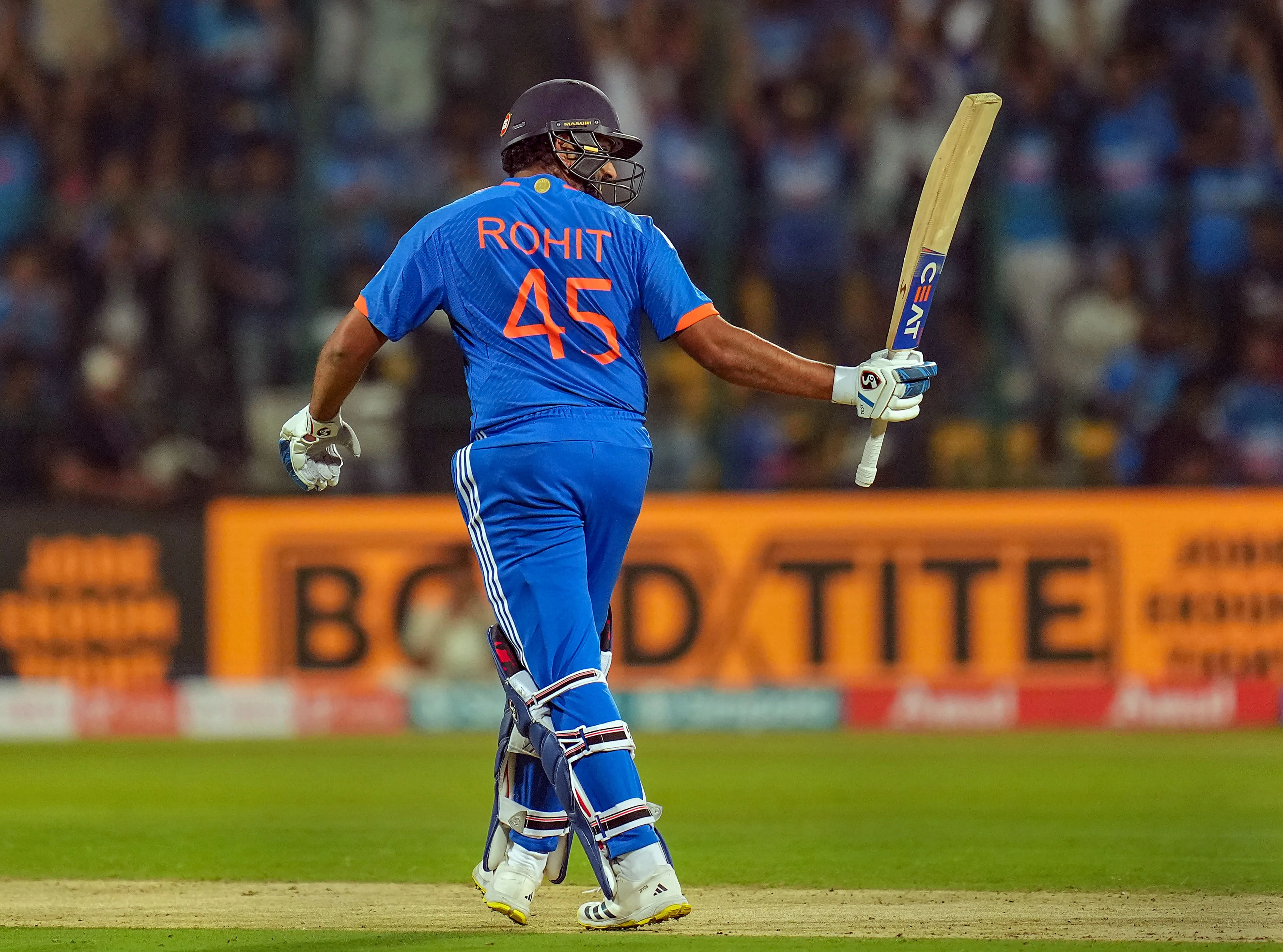 प्राइवेसी के उल्लंघन को लेकर IPL ब्रोडकास्टर स्टार स्पोटर्स पर भड़के रोहित, कहा एक दिन विश्वास…, Rohit got angry at IPL broadcaster Star Sports for violation of privacy, said that one day Vishwas