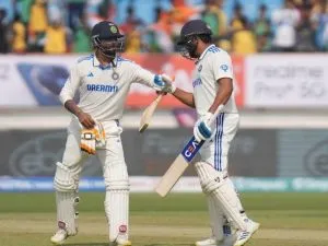 रोहित और जडेजा ने शतक जड़कर भारत के नाम किया पहला दिन , IND vs ENG 3rd Test Day 1: Rohit and Jadeja won the first day for India by scoring centuries