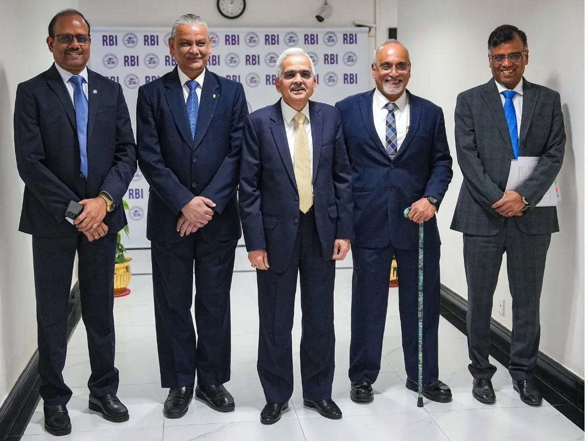 RBI answered the questions in the MPC meeting, said- we have to be alert on further data RBI ने MPC बैठक में दिए सवालों के जवाब, कहा- हमें आगे के आंकड़ों पर रहना होगा सतर्क