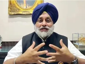 Shiromani Akali Dal chief Sukhbir Singh Badal shot by a former terrorist outside the Golden Temple स्वर्ण मंदिर के बाहर शिरोमणि अकाली दल प्रमुख सुखबीर सिंह बादल पर एक पूर्व आतंकवादी ने गोली चलाई