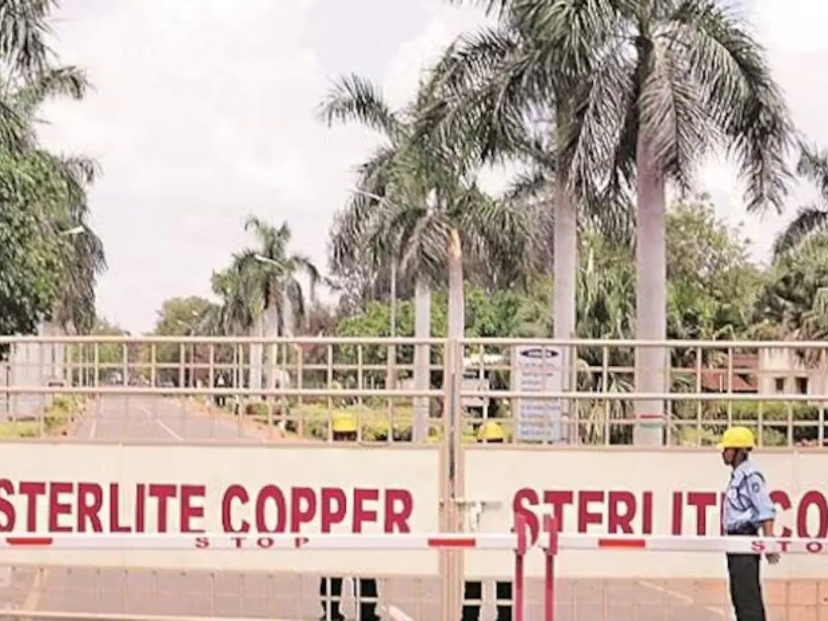 SC suggests expert panel to explore restart of Vedanta's Sterlite Copper सुप्रीम कोर्ट ने स्टरलाइट कॉपर के लिए दी विशेषज्ञ समिति गठित करने की सलाह