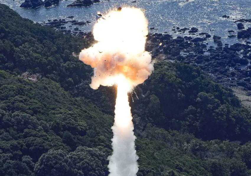japan rocket explodes