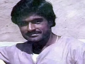 सरबजीत सिंह के हत्यारे की पाकिस्तान में गोली मारकर हत्या, Indian prisoner Sarabjit Singh's killer shot dead by unknown gunmen in Pak