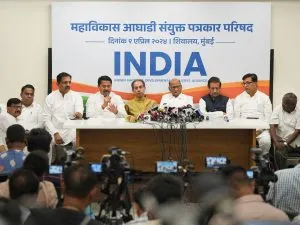 In Maharashtra, Uddhav Sena will contest elections on 21, Congress 17 and NCP (Pawar) 10 Lok Sabha seats महाराष्ट्र में उद्धव सेना 21, कांग्रेस 17 और राकांपा (पवार) 10 लोकसभा सीटों पर लड़ेंगी चुनाव