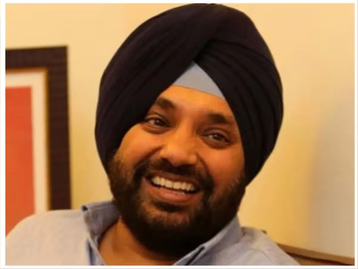 Congress got a big blow amid Lok Sabha elections, Arvinder Singh Lovely resigned from the post of Delhi Congress President.