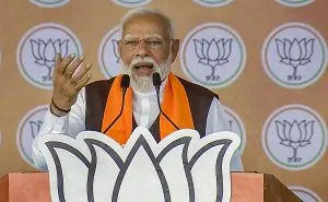 PM Modi challenged Congress, said- opposition should give written guarantee of not giving reservation on the basis of religion PM मोदी ने कांग्रेस को दी चुनौती, कहा- विपक्षी धर्म के आधार पर आरक्षण न देने की दें लिखित गारंटी
