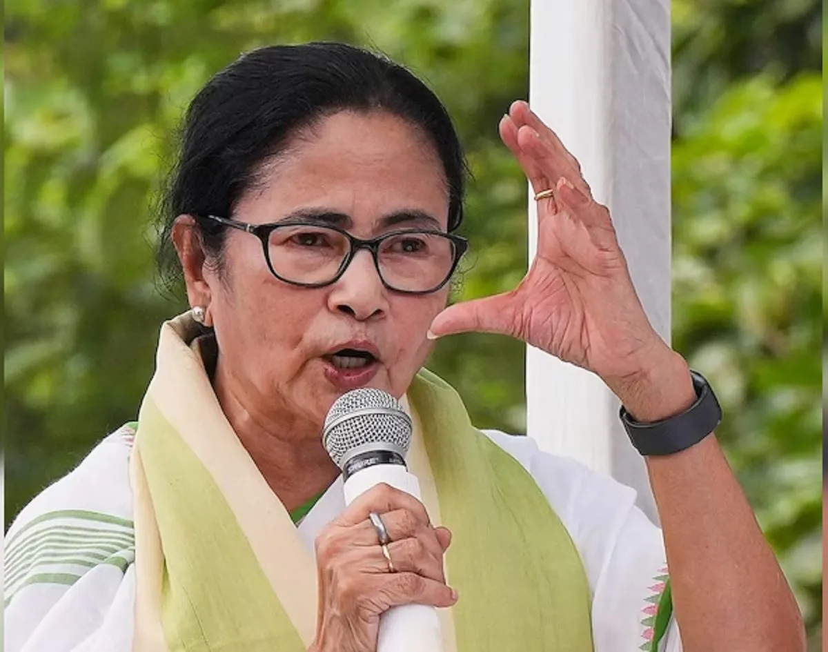 Mamta demands resignation of Prime Minister, Home Minister over ineffective anti-rape laws ममता ने बलात्कार रोधी निष्प्रभावी कानूनों को लेकर प्रधानमंत्री, गृह मंत्री का इस्तीफा मांगा