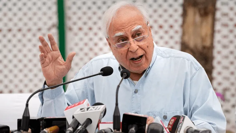 सुप्रीम कोर्ट द्वारा नियुक्त अधिकारी करें NEET UG में गड़बड़ी की जांच: कपिल सिब्बल kapil sibal