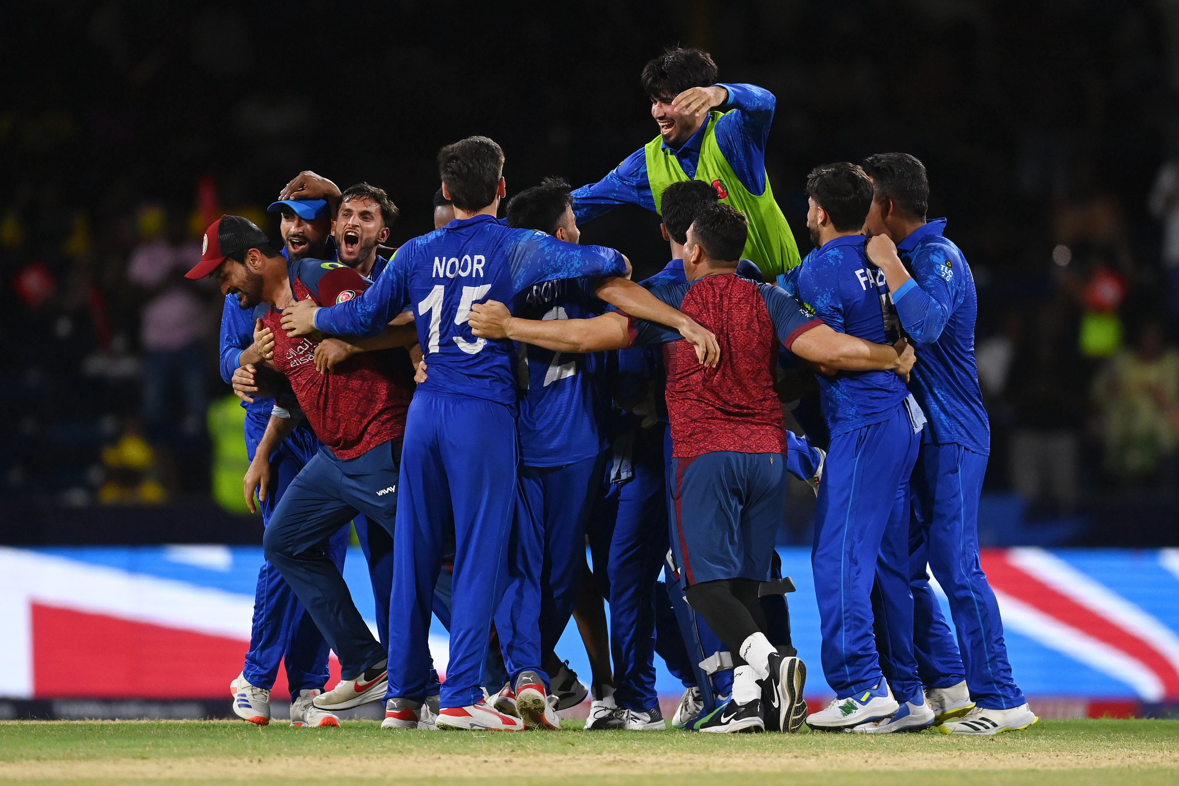 AFG vs AUS T20 World Cup: अफगानिस्तान ने लिया भारत की हार का बदला! आस्ट्रेलिया को हराकर किया सबसे बड़ा उलटफेर Afghanistan team