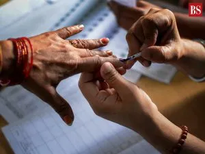 हरियाणा विधानसभा चुनाव अब एक अक्टूबर के बजाय पांच अक्टूबर को होगा : निर्वाचन आयोग Haryana Assembly Election Now Scheduled for October 5 Instead of October 1: Election Commission