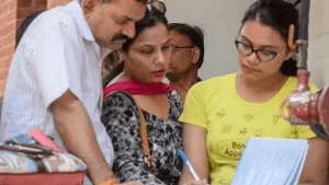New rules of UGC: Now students are not bound to 12th subjects, will get freedom to study in a new direction UGC के नए नियम: अब छात्रों को 12वीं के विषयों की बाध्यता नहीं, नई दिशा में पढ़ाई की मिलेगी स्वतंत्रता