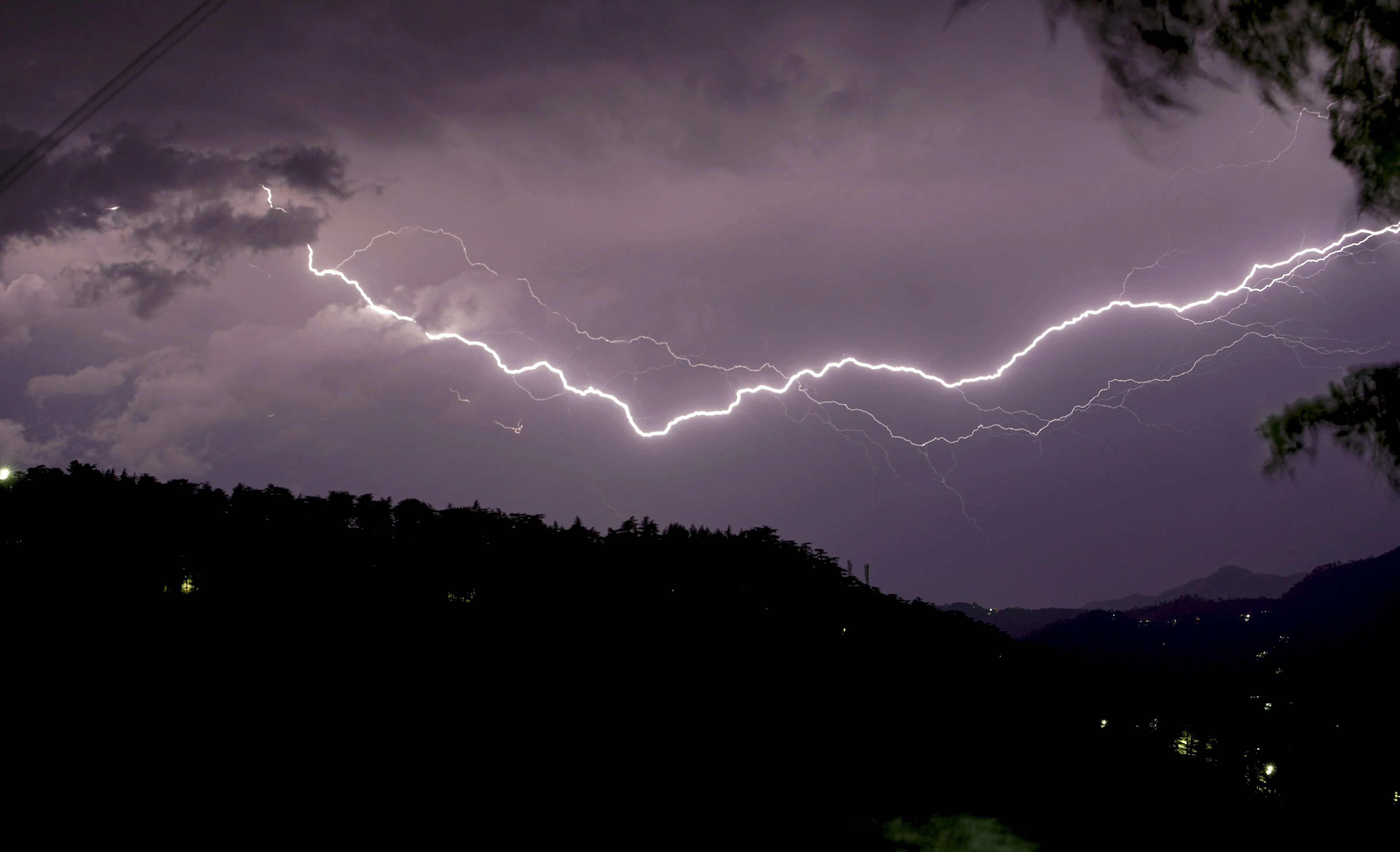 Weather Update Today: इन राज्यों में आज बरसेंगे बादल, IMD ने जारी किया येलो अलर्ट Weather news